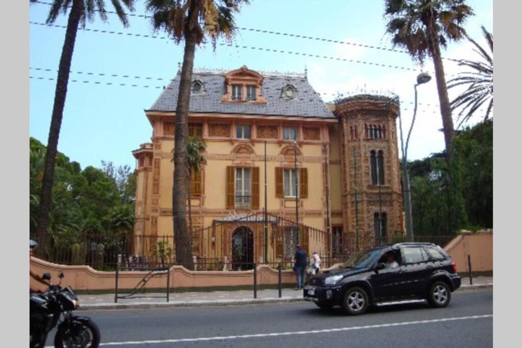 Centrally Located Apt By Harbour With Elevator San Remo Zewnętrze zdjęcie