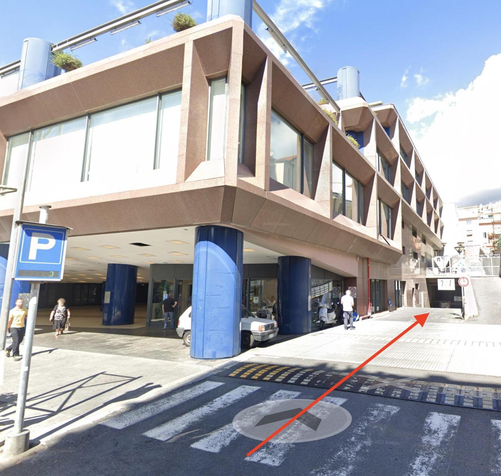 Centrally Located Apt By Harbour With Elevator San Remo Zewnętrze zdjęcie